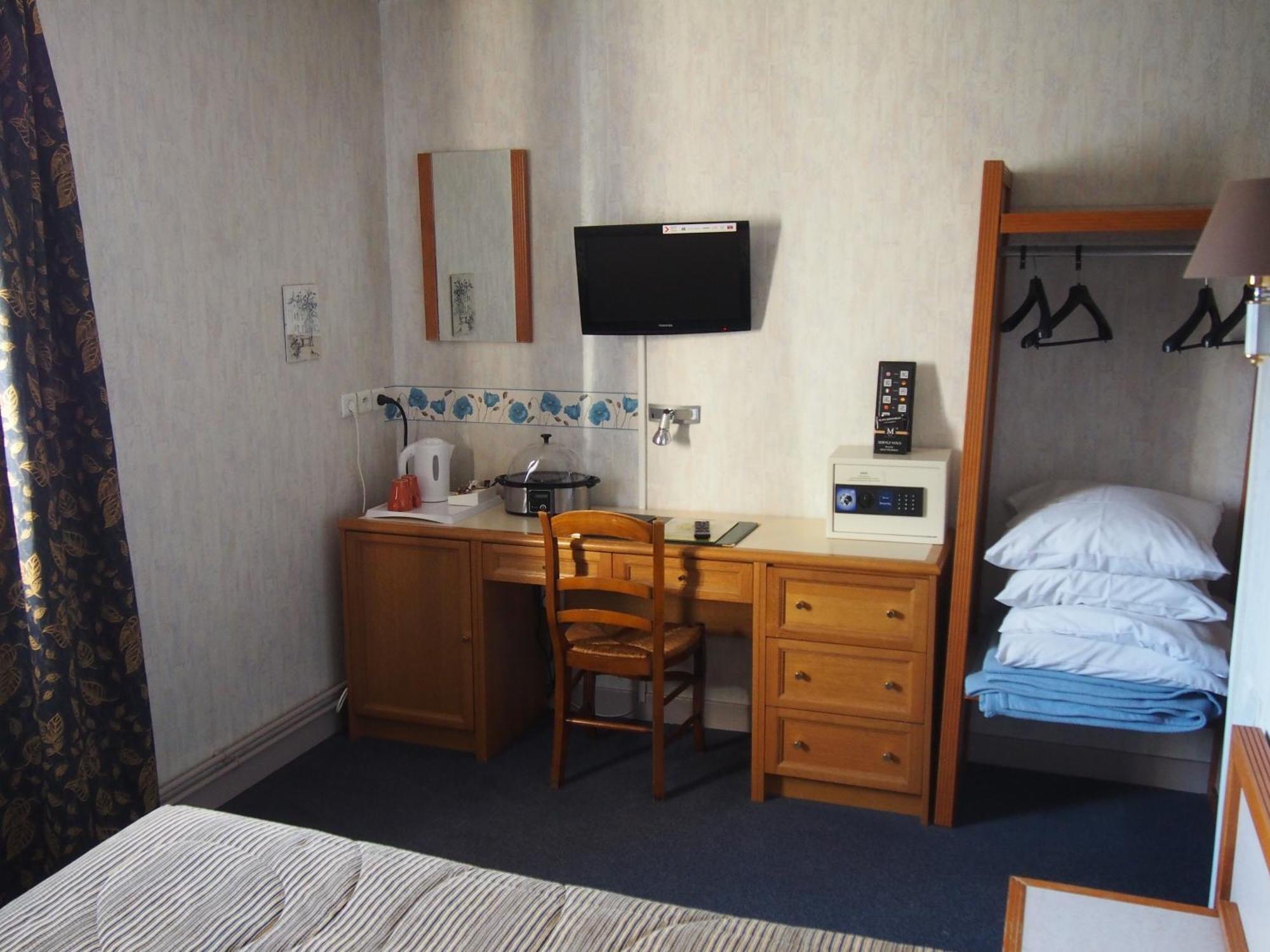 Hotel Val Saint Hilaire Givet Rom bilde