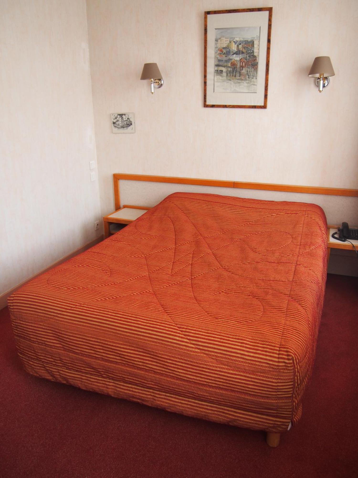 Hotel Val Saint Hilaire Givet Rom bilde