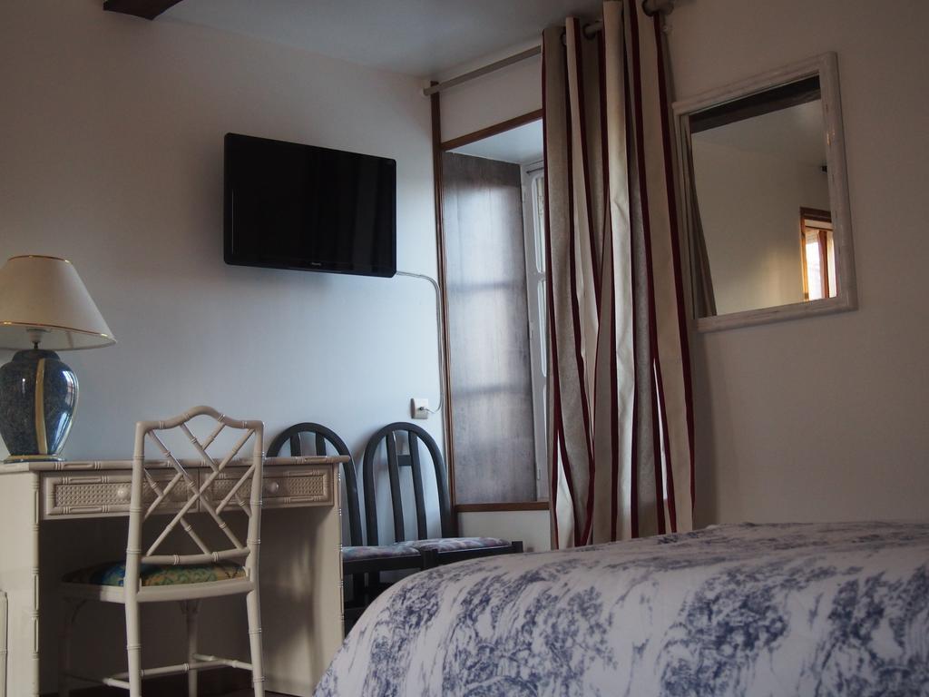 Hotel Val Saint Hilaire Givet Rom bilde